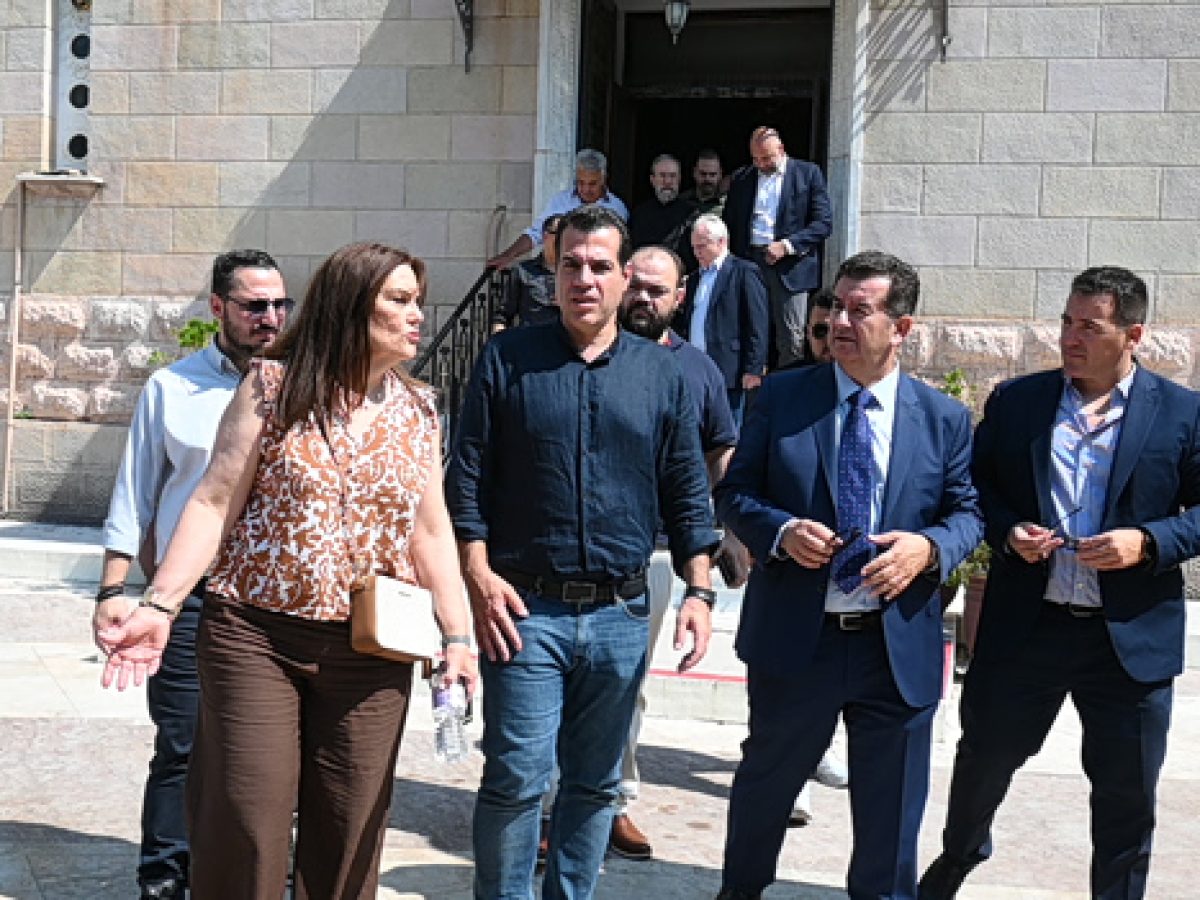 &Delta;&iota;ώ&chi;&nu;&epsilon;&iota; &mu;&epsilon;&tau;&alpha;&nu;ά&sigma;&tau;&eta; &mu;&epsilon; &nu;ό&mu;&iota;&mu;&eta; ά&delta;&epsilon;&iota;&alpha; &delta;&iota;&alpha;&mu;&omicron;&nu;ή&sigmaf; &omicron; &Pi;&lambda;&epsilon;ύ&rho;&eta;&sigmaf; &ndash; &Tau;&omicron;&nu; &kappa;&alpha;&tau;&eta;&gamma;&omicron;&rho;&epsilon;ί &gamma;&iota;&alpha; fake news | in.gr