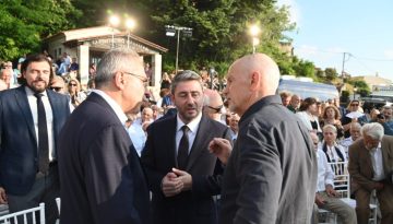 Μήνυμα ενότητας του ΠΑΣΟΚ από το Καλέντζι – Πυρ ομαδόν κατά του Αλέξη Τσίπρα