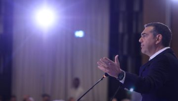 Αλέξης Τσίπρας: «Δεν αρκεί να αλλάξουμε κυβέρνηση. Ήρθε η ώρα να αλλάξουμε την ίδια την πολιτική» | ΤΟ ΒΗΜΑ