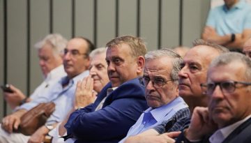 Αντώνης Σαμαράς: Διευρύνει τους διαύλους του με στελέχη εν όψει του νέου κόμματος | in.gr