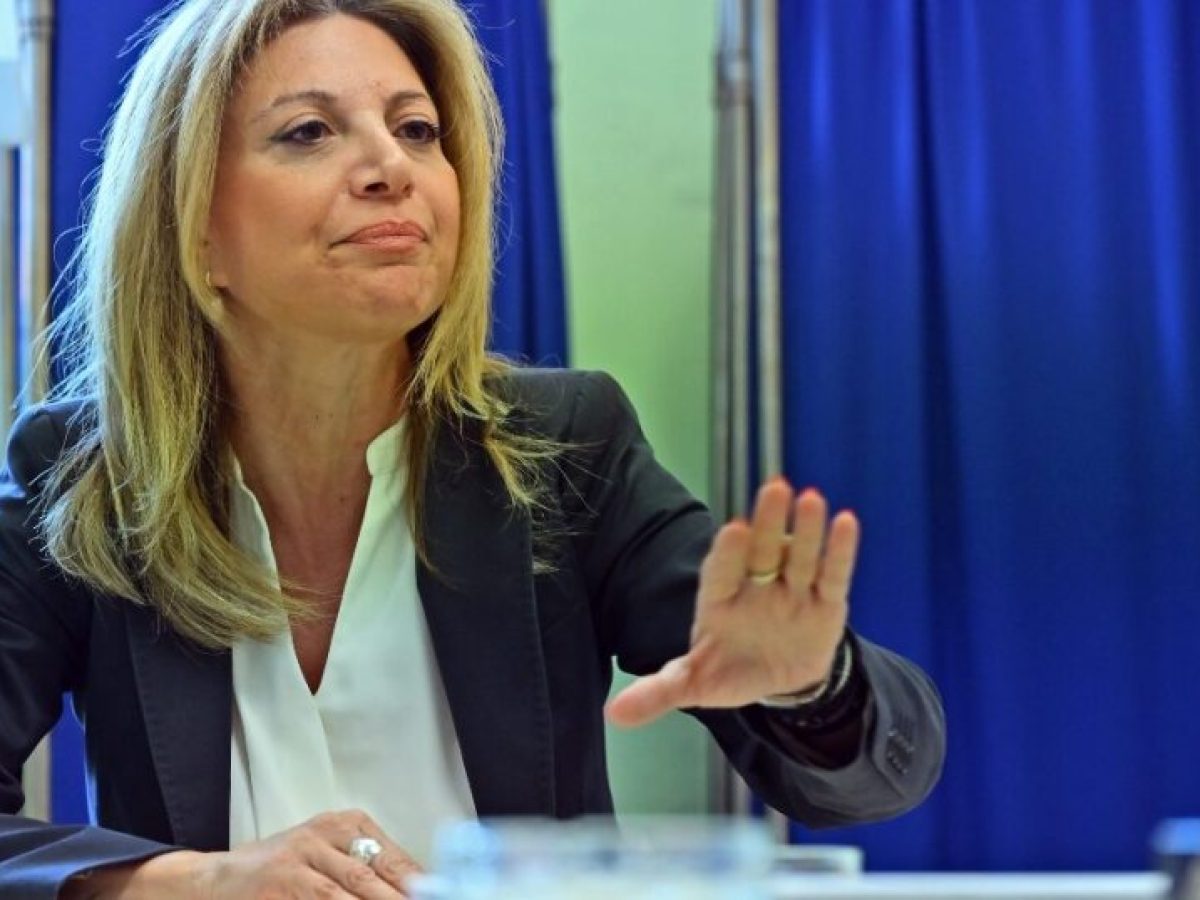 &Kappa;&alpha;&rho;&upsilon;&sigma;&tau;&iota;&alpha;&nu;&omicron;ύ: &laquo;&Eta; &Epsilon;&Lambda;&Pi;&Iota;&Delta;&Alpha; &kappa;&alpha;&theta;&alpha;&rho;ί&zeta;&epsilon;&iota; &kappa;&alpha;&iota; &sigma;&upsilon;&nu;&epsilon;&chi;ί&zeta;&epsilon;&iota;&raquo; &ndash; &Kappa;&alpha;&tau;&alpha;&gamma;&gamma;έ&lambda;&lambda;&epsilon;&iota; &alpha;&rho;&chi;&eta;&gamma;&iota;&lambda;ί&kappa;&iota;&alpha;, &epsilon;&kappa;&beta;&iota;&alpha;&sigma;&mu;&omicron;ύ&sigmaf;