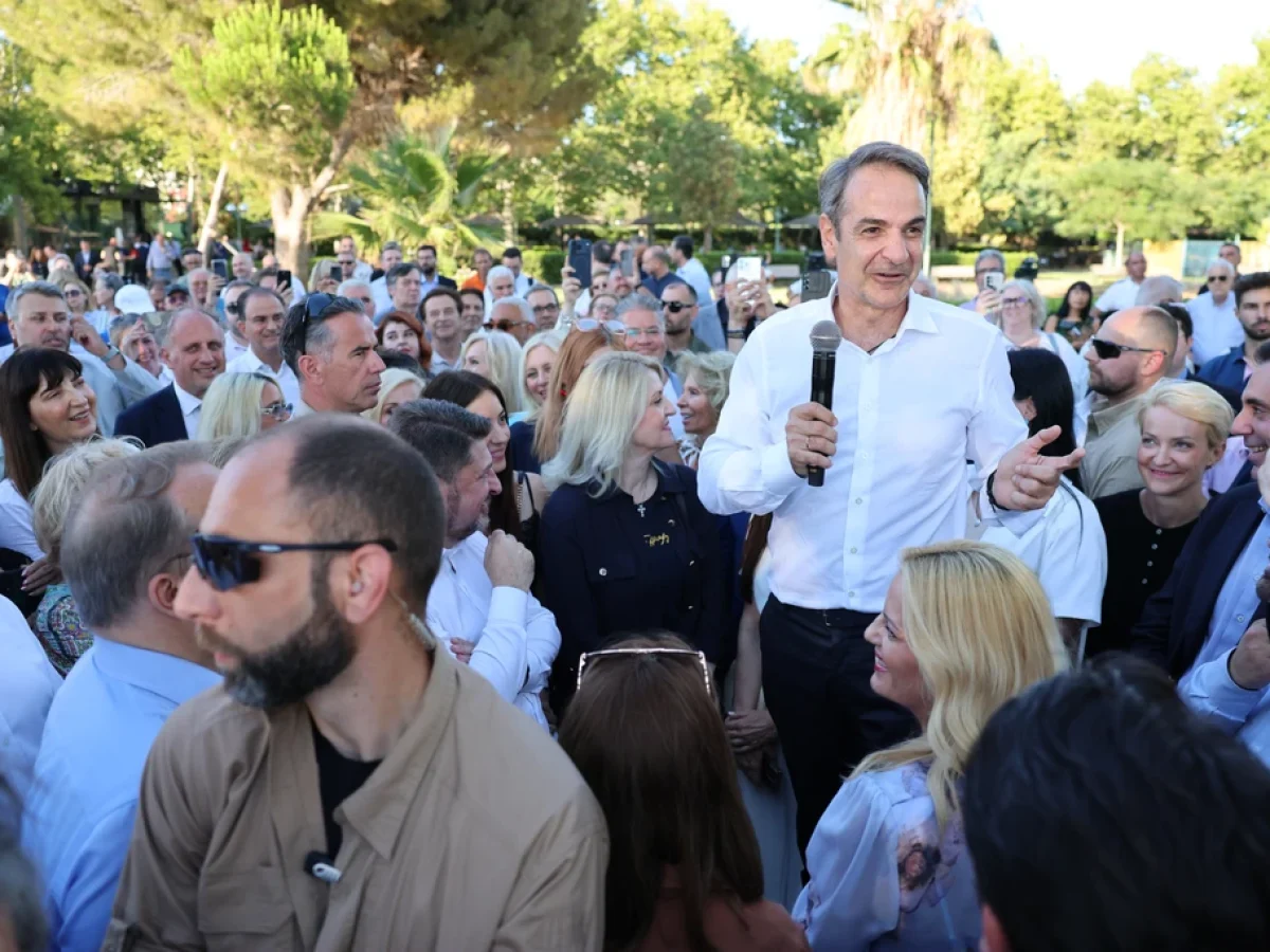 Στροφή στην Οικονομία από το Μαξίμου – ΤΑ ΝΕΑ