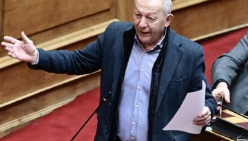 O Παφίλης «τίναξε στον αέρα» τη φιέστα της Συνταγματικής Αναθεώρησης