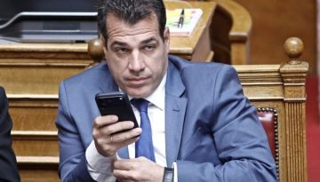 Ντέρμπι Τσίπρα με Ανδρουλάκη «βλέπει» ο Πλεύρης – Η εκτίμηση για τις κινήσεις Σαμαρά