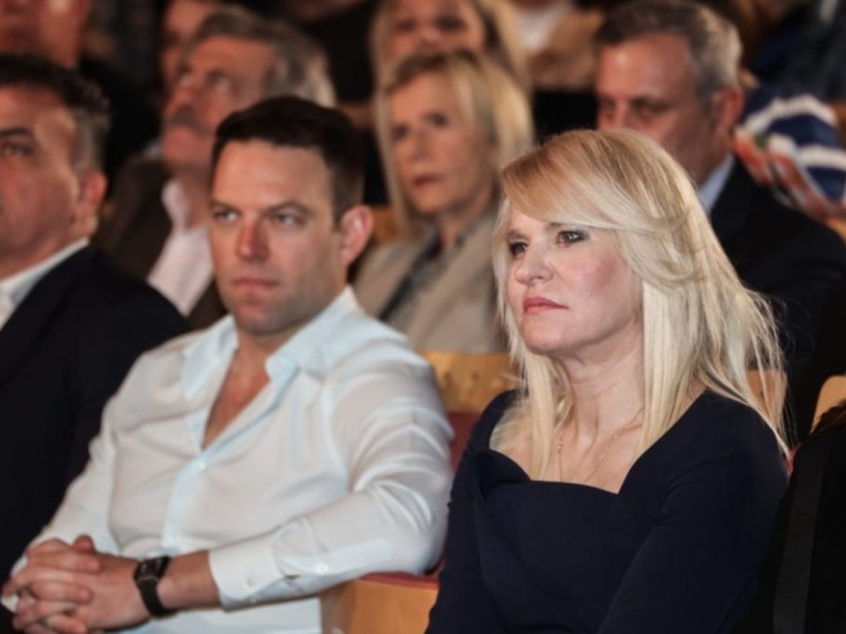 Αποχωρεί από το κόμμα «Δημοκράτες» η Θεοδώρα Τζάκρη – Κασσελάκης: «Εγώ της ζήτησα να παραιτηθεί» | ΤΑ ΝΕΑ