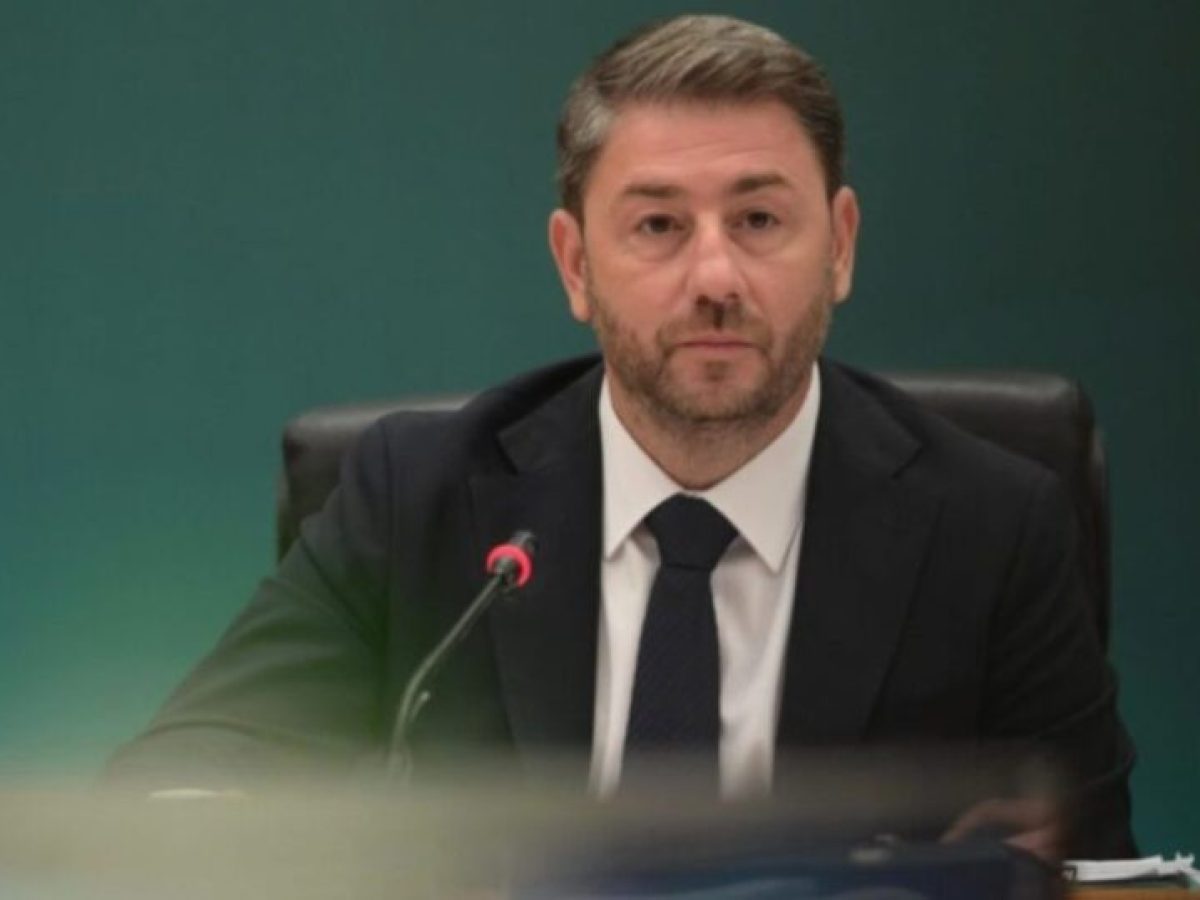 Ανδρουλάκης κατά Μητσοτάκη: «Τζάμπας για τους φίλους του, ακριβός για τους πολίτες» | Pagenews.gr