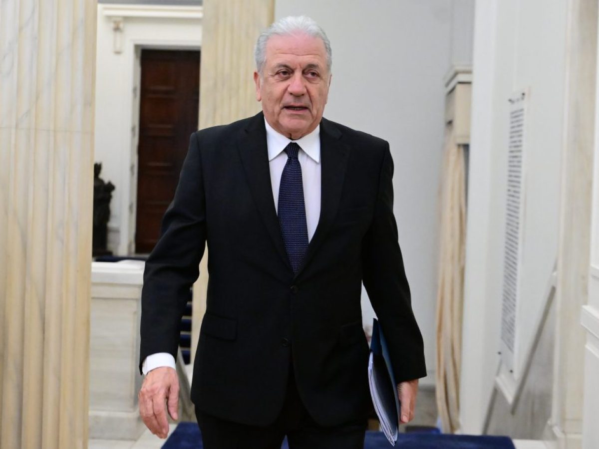 Πότε αποφασίζει η Βουλή για άρση ασυλίας Αβραμόπουλου για το Qatargate – Τα τρία αδικήματα, η διαδικασία | ΤΟ ΒΗΜΑ