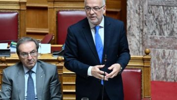 Δικογραφία κατά Φλωρίδη μετά από μήνυση της Κωνσταντοπούλου για συκοφαντική δυσφήμιση
