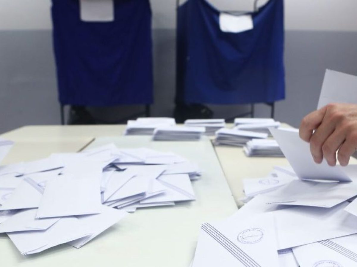 Δημοσκόπηση Interview: Πρωτιά για τη ΝΔ, δεύτερος με 16% ο Τσίπρας, 8,1% για την Καρυστιανού