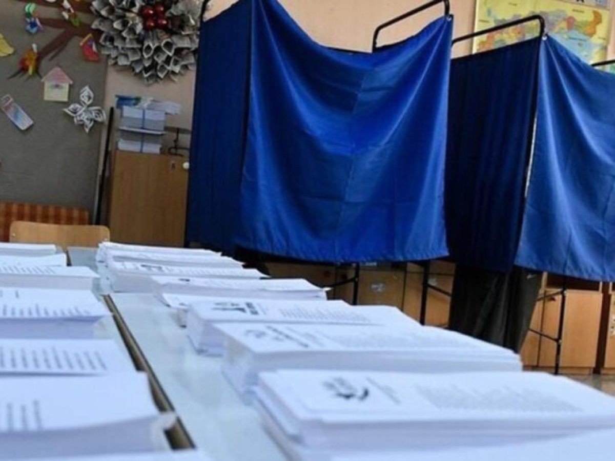 Δημοσκόπηση Interview: Στο 31,2% η ΝΔ, δεύτερη η ΕΛΑΣ, τρίτο το ΠΑΣΟΚ