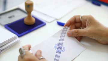 Δημοσκόπηση Marc: Στο 30,8% η ΝΔ, στο 15,7% το κόμμα Τσίπρα