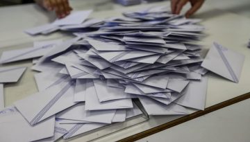Δημοσκόπηση Opinion Poll: Στη 2η θέση η ΕΛ.Α.Σ του Τσίπρα, στην 1η με 15 μονάδες διαφορά η ΝΔ