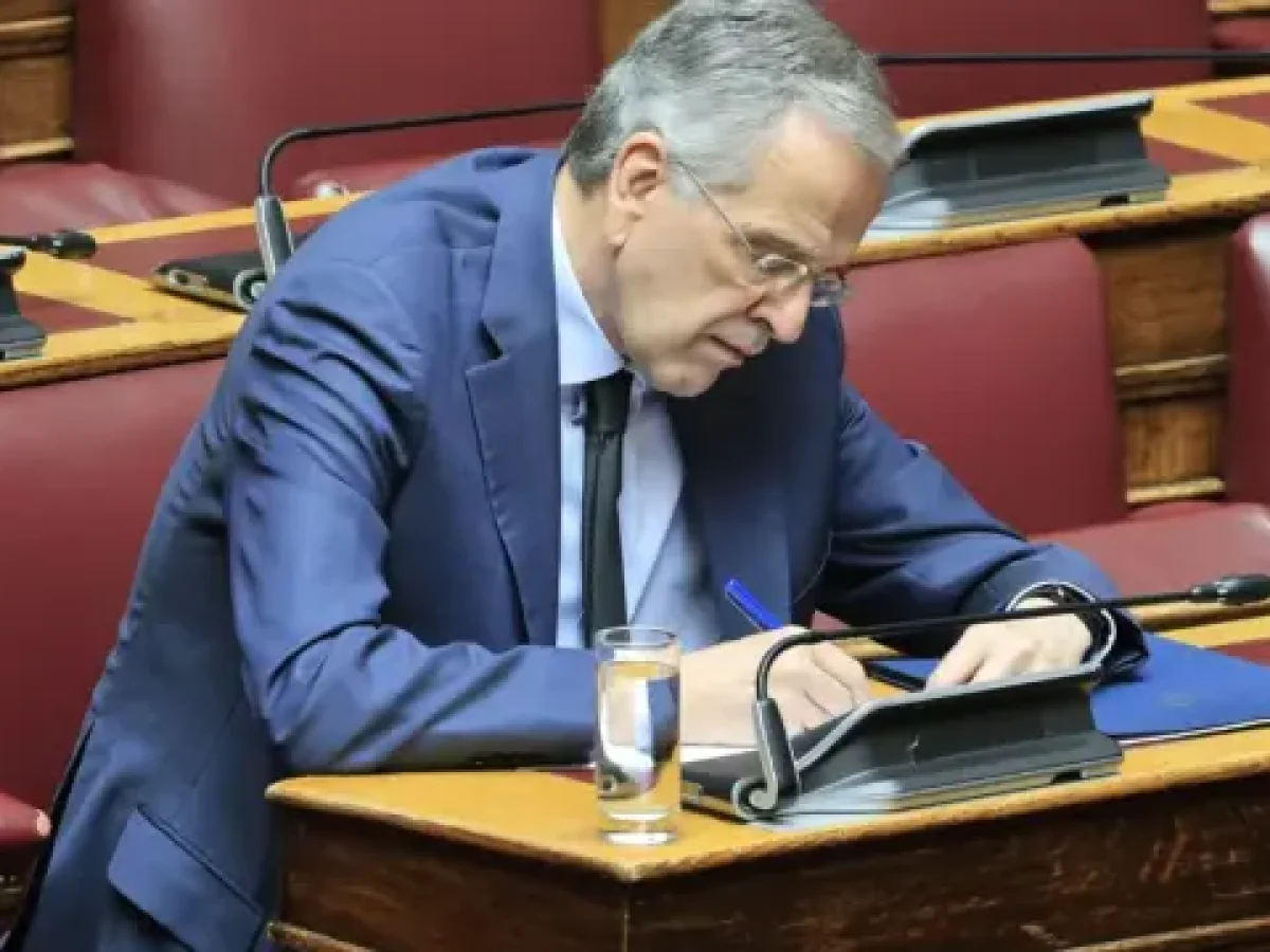 &Alpha;&nu;&tau;ώ&nu;&eta;&sigmaf; &Sigma;&alpha;&mu;&alpha;&rho;ά&sigmaf;: &Omicron;&iota; &sigma;&upsilon;&nu;&alpha;&nu;&tau;ή&sigma;&epsilon;&iota;&sigmaf; &kappa;&alpha;&iota; &omicron;&iota; &epsilon;&pi;&alpha;&phi;έ&sigmaf; &mu;&epsilon; &epsilon;&nu; &epsilon;&nu;&epsilon;&rho;&gamma;&epsilon;ί&alpha; &ldquo;&gamma;&alpha;&lambda;ά&zeta;&iota;&alpha;&rdquo; &sigma;&tau;&epsilon;&lambda;έ&chi;&eta; &gamma;&iota;&alpha; &tau;&omicron; &nu;έ&omicron; &kappa;ό&mu;&mu;&alpha; &ndash; &Tau;&alpha;