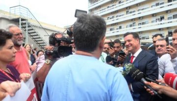 Αιφνιδιασμός από Γεωργιάδη στο Ιπποκράτειο: “Είμαι ανεπιθύμητος;” και η απάντηση που προκάλεσε αίσθη