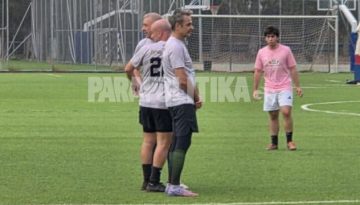 Κυριάκος Μητσοτάκης: Στον τελικό του ΣΑΚΑ Conference Cup στο Κολλέγιο Αθηνών – Ο ΓΓ του πρωθυπουργού, Στέλιος