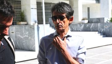 Ο Καρανίκας καυτηριάζει το “μανιφέστο” Τσίπρα: “Μπουρδολογία ακαδημαϊκού επιπέδου, ένα Άρλεκιν