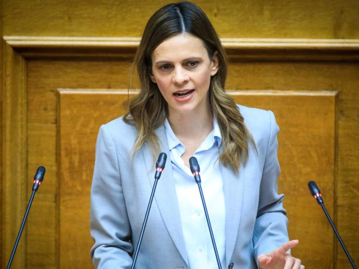 Έ&phi;&eta; &Alpha;&chi;&tau;&sigma;&iota;ό&gamma;&lambda;&omicron;&upsilon;: &Pi;&alpha;&rho;&alpha;&iota;&tau;ή&theta;&eta;&kappa;&epsilon; &alpha;&pi;ό &beta;&omicron;&upsilon;&lambda;&epsilon;&upsilon;&tau;ή&sigmaf; &ndash; &laquo;&Pi;&alpha;&rho;&alpha;&mu;έ&nu;&omega; &epsilon;&nu;&epsilon;&rho;&gamma;ή &pi;&omicron;&lambda;&iota;&tau;&iota;&kappa;ά&raquo;