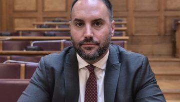 ΕΛΑΣ: Γραμματέας της Πολιτικής Επιτροπής ο Μίλτος Χατζηγιαννάκης