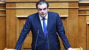 Πιερρακάκης σε Ανδρουλάκη: Είστε έτοιμος να εισβάλετε στο Νομισματοκοπείο