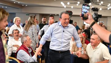 Φάμελλος στην ΚΕ του ΣΥΡΙΖΑ: Στεκόμαστε δίπλα στην πρωτοβουλία του Αλέξη Τσίπρα