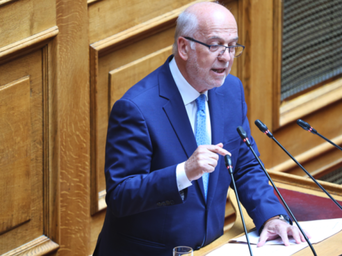 &Phi;&lambda;&omega;&rho;ί&delta;&eta;&sigmaf; &gamma;&iota;&alpha; &Sigma;&upsilon;&nu;&tau;&alpha;&gamma;&mu;&alpha;&tau;&iota;&kappa;ή &Alpha;&nu;&alpha;&theta;&epsilon;ώ&rho;&eta;&sigma;&eta;: &Eta; &pi;&alpha;&rho;ά&tau;&alpha;&xi;&eta; &tau;&eta;&sigmaf; &Nu;&Delta; &alpha;&nu;&alpha;&lambda;&alpha;&mu;&beta;ά&nu;&epsilon;&iota; &tau;&eta;&nu; &epsilon;&upsilon;&theta;ύ&nu;&eta; &nu;&alpha; &sigma;&upsilon;&nu;&omicron;&mu;&iota;&lambda;ή&sigma;&epsilon;&iota; &mu;&epsilon; &tau;&iota;&sigmaf; &epsilon;&pi;&epsilon;&rho;&chi;ό&mu;&epsilon;&nu;&epsilon;&sigmaf; &gamma;&epsilon;&nu;&iota;έ&sigmaf;