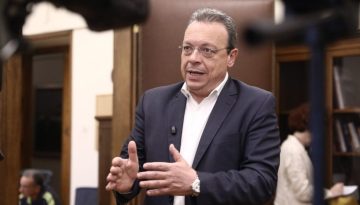 Γέφυρες Φάμελλου σε Τσίπρα: «Δεν βλέπουμε ανταγωνιστικά την ΕΛ.Α.Σ.»