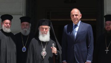 Γεραπετρίτης προς Πατριάρχη Θεόφιλο: «Τα δικαιώματα του Πατριαρχείου Ιεροσολύμων είναι υπόθεση όλου του Ελληνισμού»