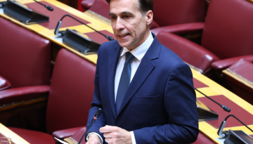 Παραιτήθηκε και ο Μιχάλης Χουρδάκης από τους «Δημοκράτες»