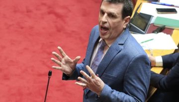 Ιστορικό φάλτσο Καιρίδη για τη Συνθήκη της Γενεύης κατά του ΚΚΕ – Τη συνέδεσε με τα γεγονότα της Ουγγαρίας το 1956