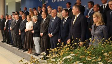Κομισιόν για την παρενόχληση αεροσκάφους Δένδια: “Θα διερευνήσουμε τι συνέβη”