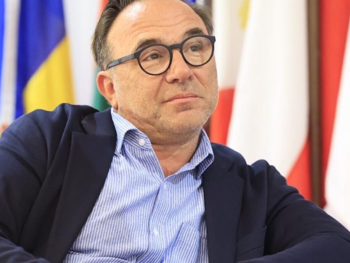 Κόσμος: Παραιτήθηκε ο Πέτρος Κόκκαλης από τη γραμματεία του κόμματος