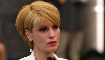 ΕΛΑΣ κατά Μαρινάκη για απολογισμό: “Τι έχει να μας πει η κυβέρνηση ύστερα από επτά χρόνια; Τίποτα καλό, αλλά το προσπαθεί στα power point”