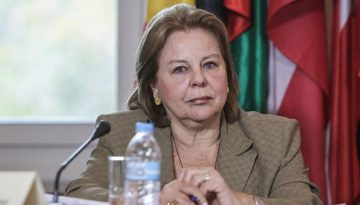 Συμπόρευση ΠΑΣΟΚ και ΕΛ.Α.Σ. προτείνει η Λούκα Κατσέλη | Lykavitos.gr