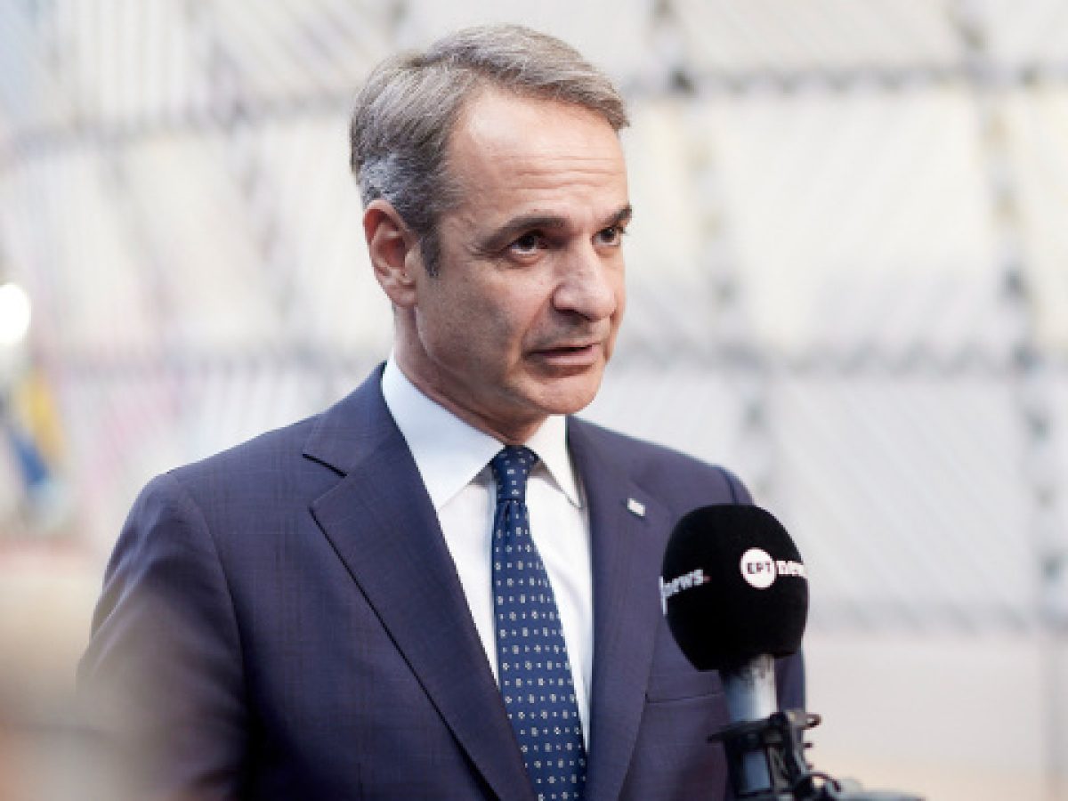 Μητσοτάκης από Βρυξέλλες: Υποχρέωσή μας να περάσει άμεσα στις αντλίες η μείωση του πετρελαίου
