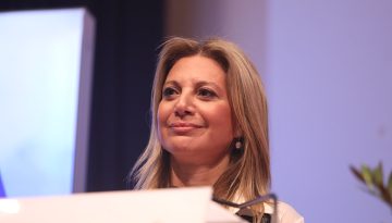 Μαρία Καρυστιανού για Αλέξη Τσίπρα: Δεν μπορούμε να συνεργαστούμε με το παλαιό σύστημα