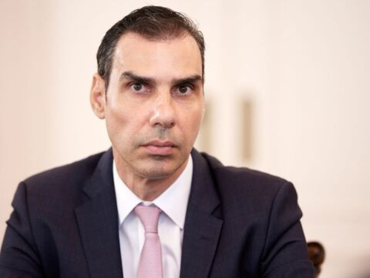 Θεμιστοκλέους: Το ΕΚΑΒ ενισχύεται με επιπλέον 250 νέα ασθενοφόρα μέσα στους επόμενους μήνες (Bίντεο)