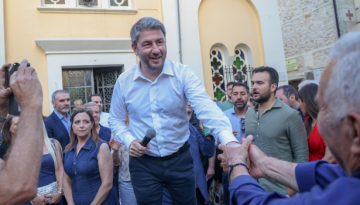 Μύδροι Ανδρουλάκη κατά Μητσοτάκη: Παρακράτος που αποφεύγει να λογοδοτήσει – Μας εκδικείται γιατί ξεσκεπάσαμε τις υποκλοπέ