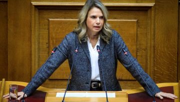 Μιλένα Αποστολάκη: «Καμία αξιοπιστία στις εξαγγελίες της κυβέρνησης για τους δανειολήπτες»