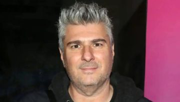 Μωραΐτης κατά Τζάκρη με γαρνιτούρα επίθεση σε “σαλτιμπάγκο” Κασσελάκη: “Αφήσατε έντιμους ανθρώπους να λιντζάρονται”