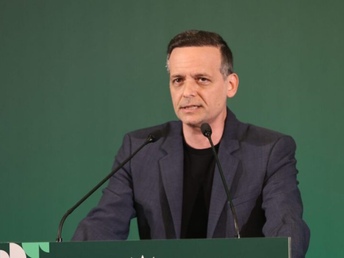 &laquo;&Mu;&pi;&omicron;&phi;ό&rho;&raquo; &sigma;&tau;&omicron; &Pi;&Alpha;&Sigma;&Omicron;&Kappa; &mu;&epsilon; &tau;&omicron;&nu; &Chi;ά&rho;&eta; &Delta;&omicron;ύ&kappa;&alpha; &pi;&omicron;&upsilon; &pi;&rho;ό&tau;&epsilon;&iota;&nu;&epsilon; &epsilon;&kappa;&lambda;&omicron;&gamma;&iota;&kappa;ή &sigma;&upsilon;&nu;&epsilon;&rho;&gamma;&alpha;&sigma;ί&alpha; &mu;&epsilon; &tau;&omicron;&nu; &Alpha;&lambda;έ&xi;&eta; &Tau;&sigma;ί&pi;&rho;&alpha; &ndash; &laquo;&Alpha;&tau;&upsilon;&chi;ή&sigmaf; &tau;&omicron;&pi;&omicron;&theta;έ&tau;&eta;&sigma;&eta;&raquo;
