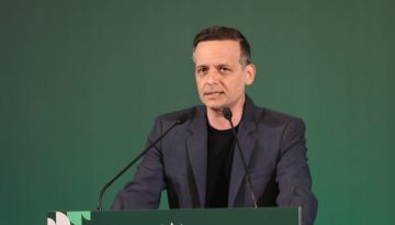 «Μποφόρ» στο ΠΑΣΟΚ με τον Χάρη Δούκα που πρότεινε εκλογική συνεργασία με τον Αλέξη Τσίπρα – «Ατυχής τοποθέτηση»