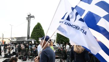 Σύγκρουση Συρεγγέλα με στέλεχος της ΕΛΑΣ: «Λέτε χαιρέκακους όσους ψηφίζουν Νέα Δημοκρατία;»
