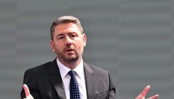 Νίκος Ανδρουλάκης για δανειολήπτες: Αν έχεις κόκκινο δάνειο, έχεις το πράσινο για διεκδικήσεις – Πλήρης εφαρμογή της απόφασης του Αρείου Πάγου