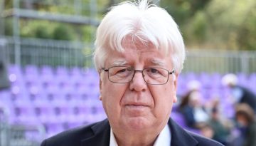 Ο Σιακαντάρης «κατέβασε» το ποστάρισμα που καλωσόριζε τον Φάμελλο στην ΕΛΑΣ του Τσίπρα