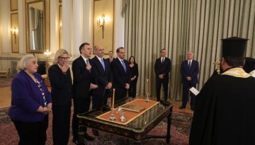 Ορκίστηκαν Μαρκόπουλος, Κώτσηρας, Χατζηβασιλείου και Σούκουλη – Οι αρμοδιότητές τους