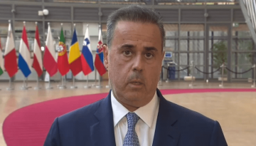 Στο Λουξεμβούργο ο Παπασταύρου: Στο επίκεντρο οι εκπομπές CO2, η ανθεκτικότητα υδάτων και η COP31 | ΤΟ ΒΗΜΑ