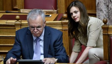 Παραιτήθηκε και από βουλευτής η Αχτσιόγλου – Επιστρέφει στη Βουλή ο Δραγασάκης