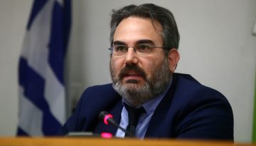 Παραιτήθηκε ο γγ του υπ. Περιβάλλοντος Ευθύμιος Μπακογιάννης – Εξηγήσεις για τη φερόμενη εμπλοκή συγγενών του στο κύκλωμα