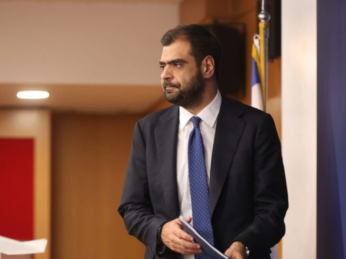 Μαρινάκης: «Ο Τσίπρας μου θυμίζει τον Τεπενδρή στον “Τρελοπενηντάρη” – Κάνει τον κιμπάρη με τα λεφτά των άλλων»