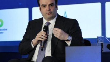 Πιερρακάκης: Η ανάπτυξη 2% το πρώτο τρίμηνο οφείλεται στην αύξηση των επενδύσεων, των εξαγωγών και στη μείωση της φορολογ